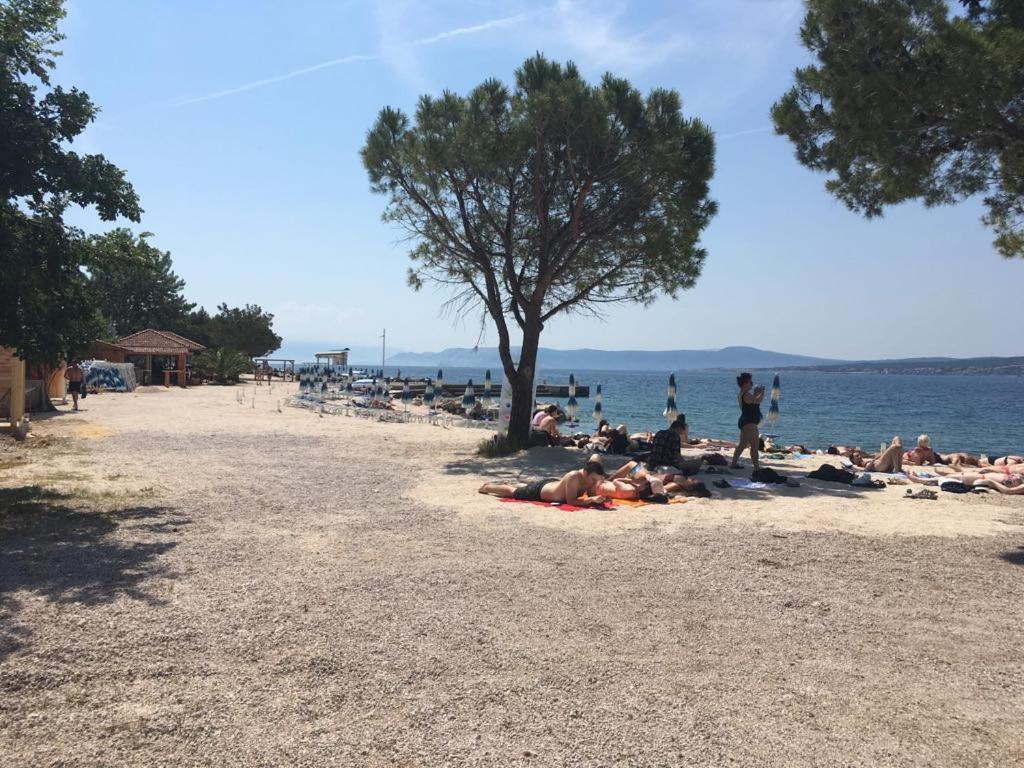 Velebit Apartments Dramalj Luaran gambar